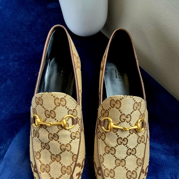 Gucci Beige Monogram Canvas Horsebit Loafers with Gold Hardware - Picture 2 of 4